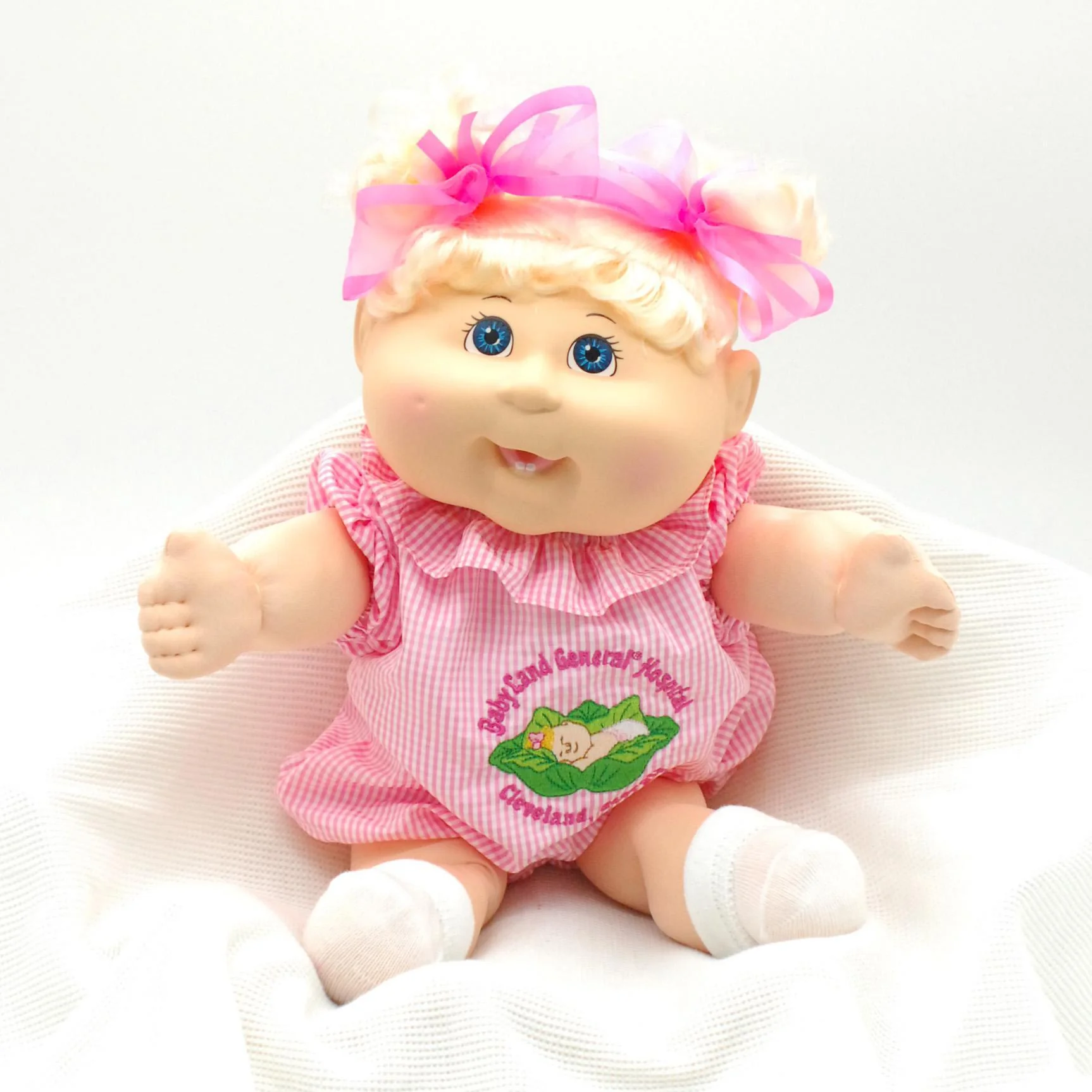 CPW0999-Pink Gingham Sleeping Baby Romper