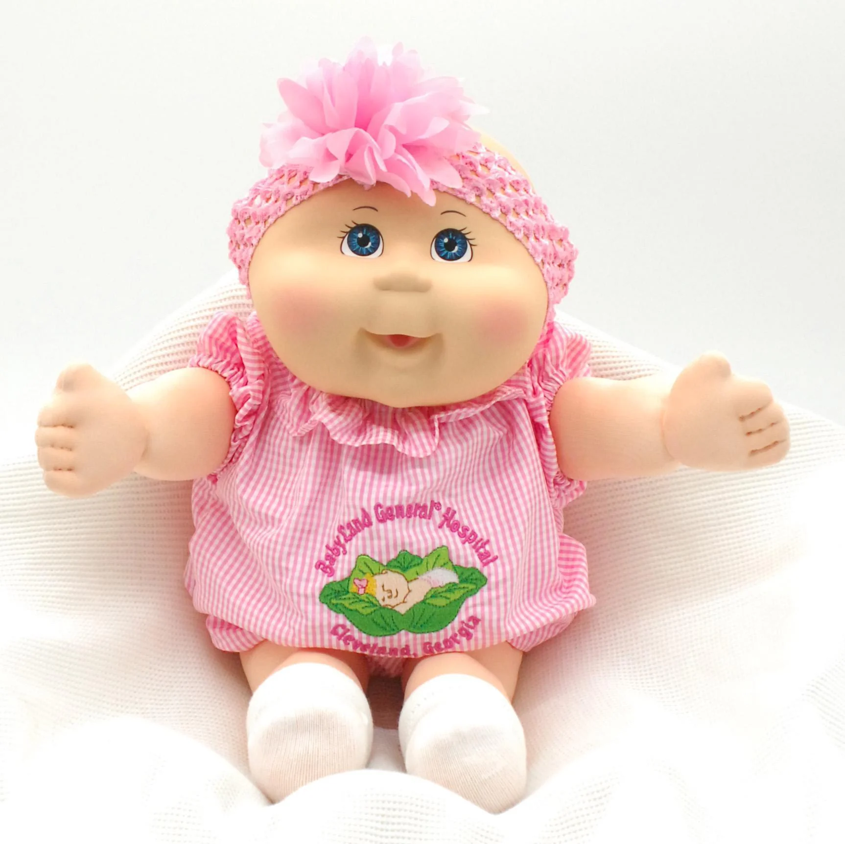 CPW1079-Pink Gingham Sleeping Baby Romper
